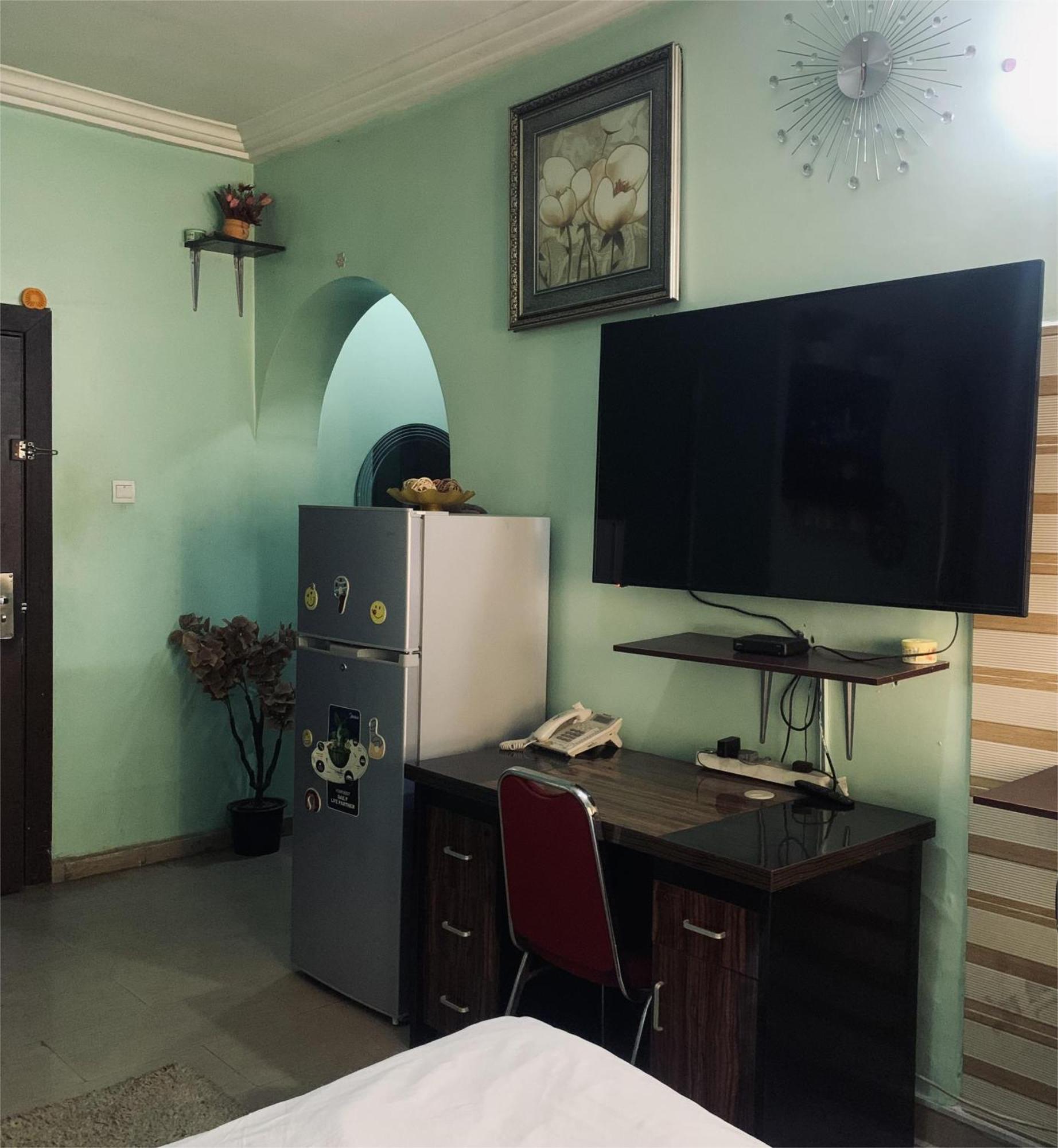 Health Plaza Abuja Aparthotel Buitenkant foto